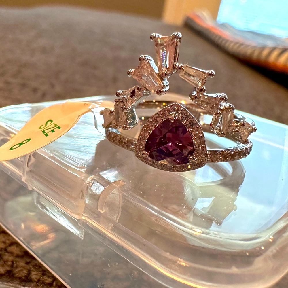 Ring, size 8, Amethyst cubic zirconia